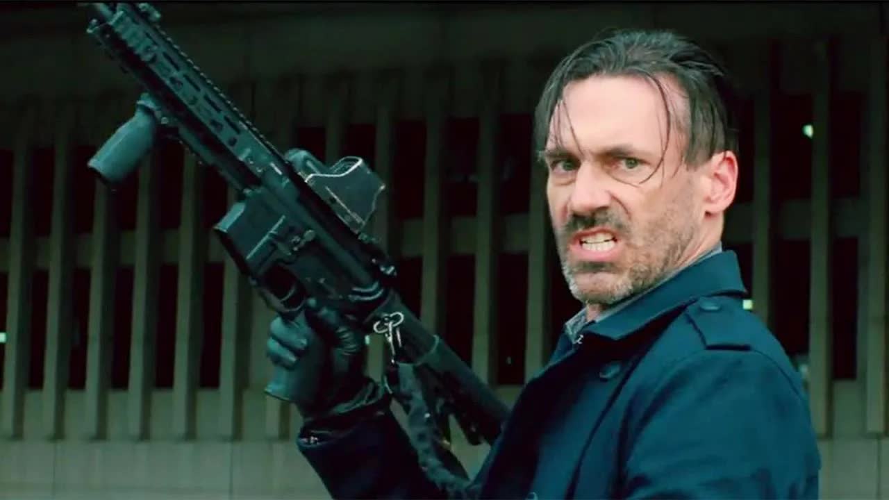 传奇车神干掉军火商大佬，搬空武器，又抢劫银行2500万美元！火爆犯罪片